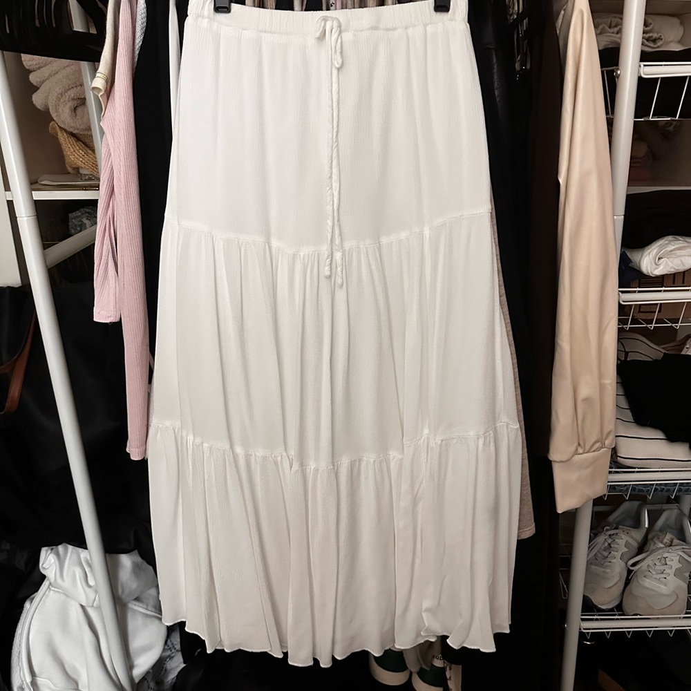 Elegant White Maxi Skirt